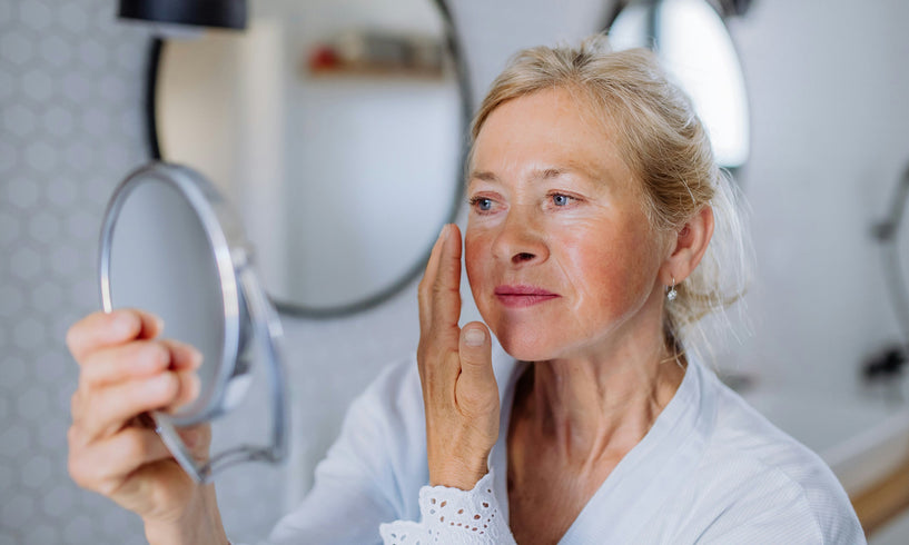 How to apply tinted moisturiser image