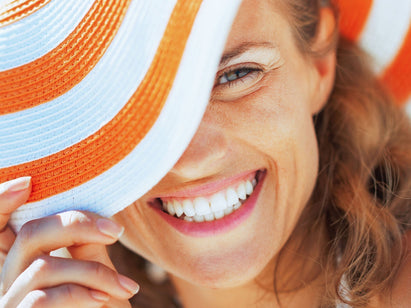 woman wearing a sun hat