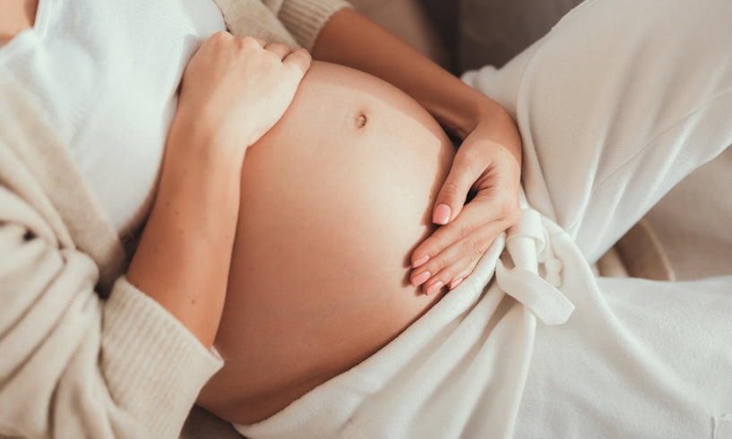 Choosing natural pregnancy safe body lotion & bump care image