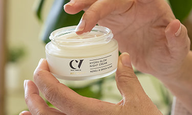Moisturisers for menopausal dry skin image