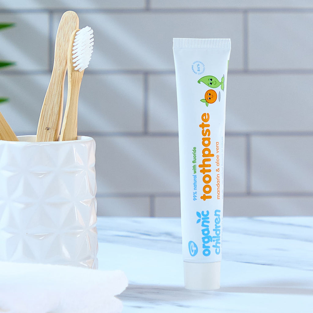organic children mandarin and aloe vera toothpaste with fluoride